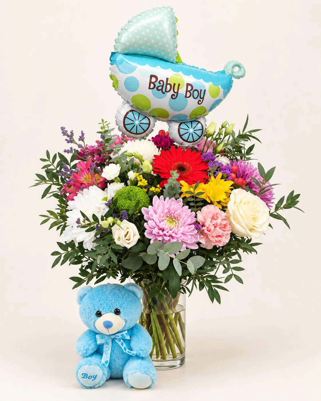 Ramo de flores para nacimiento de niño con peluche azul y globo Baby Boy en Madrid