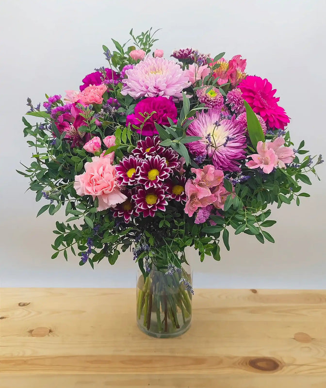 Ramo de flores RAMO MORADO Y ROSA FLP | FLORES DE TEMPORADA con entrega a domicilio en Madrid - Flores La Paz